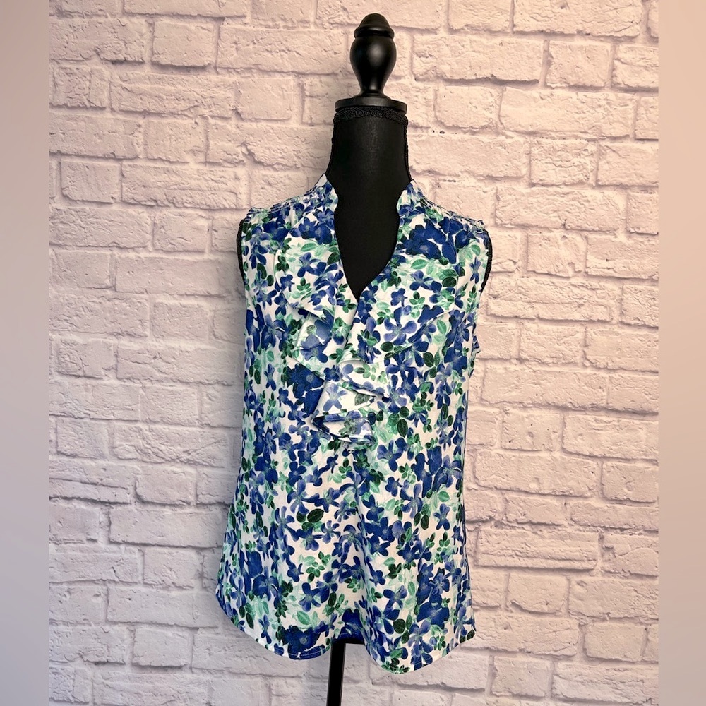 Ann Taylor Factory Sleeveless Blouse with V-neck and Ruffle Details size XS
